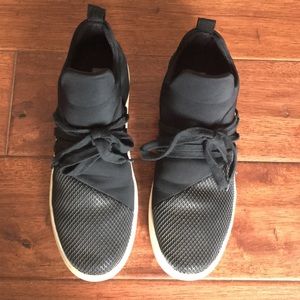 Steve Madden Lace Up Sneakers
